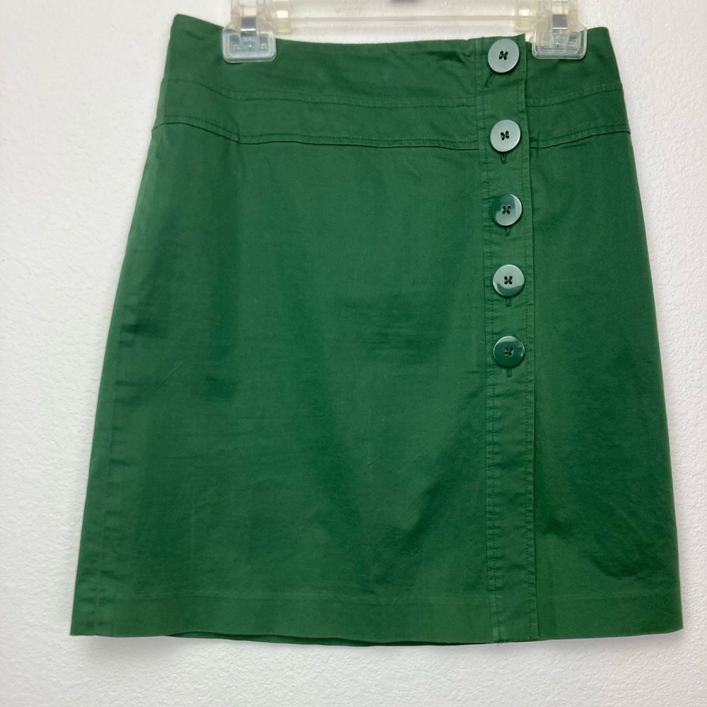 Talbots Green Mini A-line Skirt with Button Detail academia cute runs big